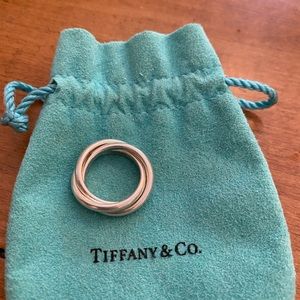 Tiffany & Co. interlocking triple ring